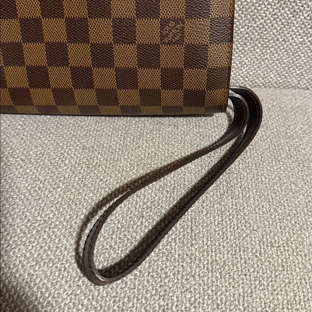 Louis Vuitton Damier Ebene Saint Louis Wristlet Authentic Brown, Unisex